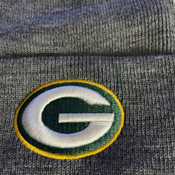 Winter hat - Picture 5 of 5